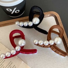 ins back head claw clip female 2023 new pearl hairpin temperament shark clip advanced sense accessories