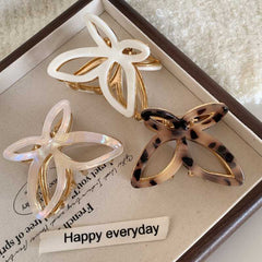 Super fairy romantic hollow butterfly clips French temperament acetic acid hair claws butterfly accessories