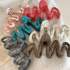 Fashion shark clip 2023 new hair claw Korean Ins retro disc hairpin Oversized hair claw clip