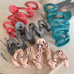 Fashion shark clip 2023 new hair claw Korean Ins retro disc hairpin Oversized hair claw clip