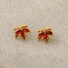 New personality red maple leaf copper diamond fashion leaf shape earrings female S925 silver needle pastoral earring