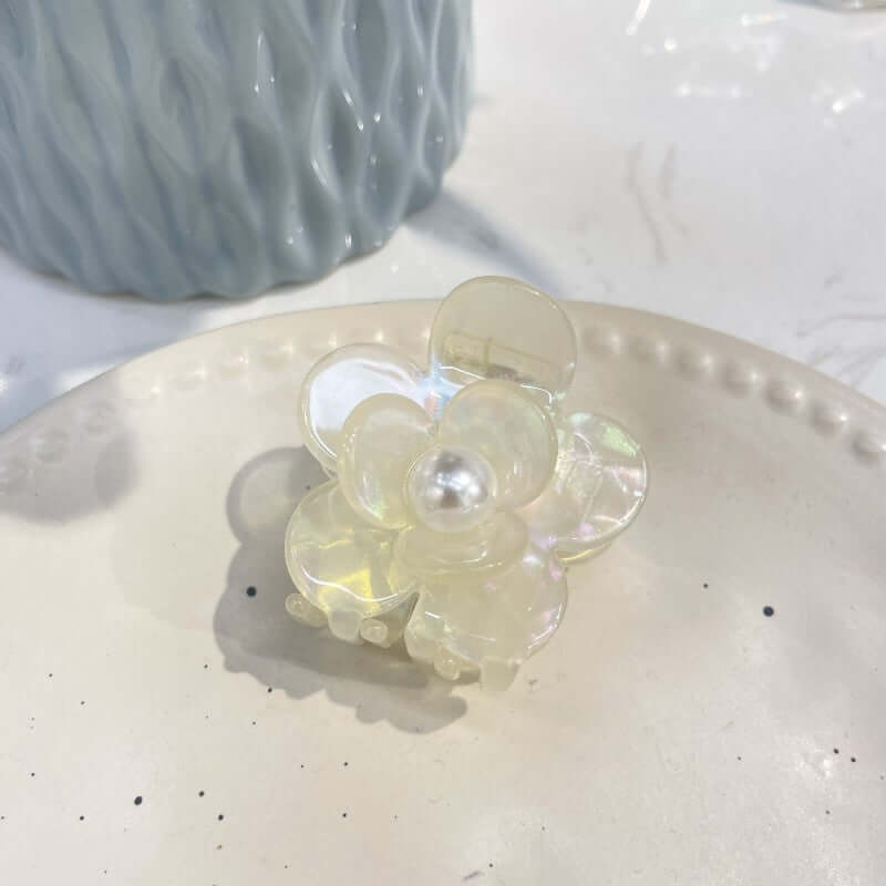 New Flower Acetic Acid Claw Pearl Hairpin Light Luxury Accessory