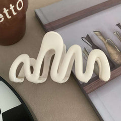 2023 Fashion Wave Large Hair Claw Clip Jumbo Matte Hair Accessories