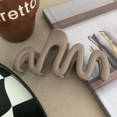 2023 Fashion Wave Large Hair Claw Clip Jumbo Matte Hair Accessories