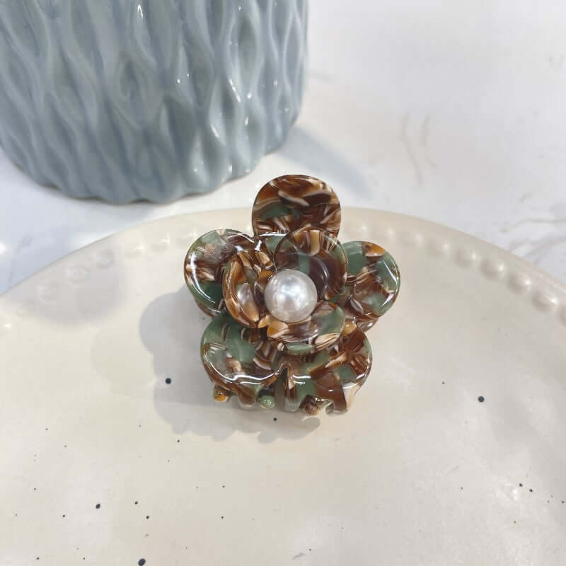 New Flower Acetic Acid Claw Pearl Hairpin Light Luxury Accessory