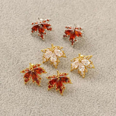 New personality red maple leaf copper diamond fashion leaf shape earrings female S925 silver needle pastoral earring